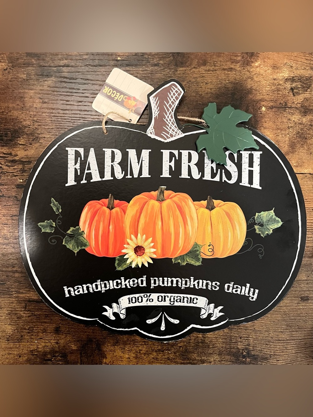 Farm Fresh Pumpkin Plaque - Black with Orange Pumpkins